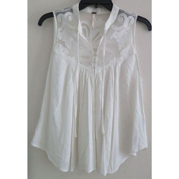 Free People Women's Sz XS Ivory Boho Lace Blouse Top w/Button & Tie Collar $85 - Picture 1 of 7